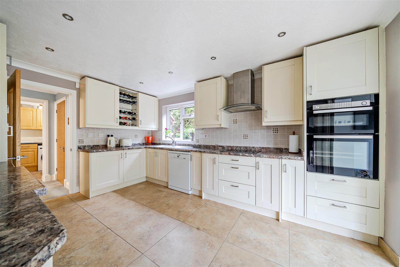 Fitted Kitchen